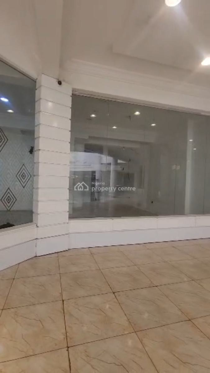 Office / Shop / Shopping Mall Space, Central Business District, Abuja, Plaza / Complex / Mall for Rent