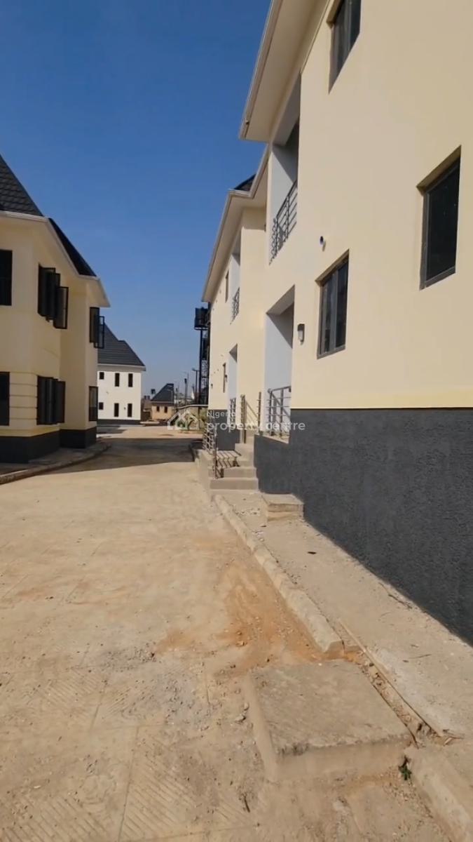 Cooperate  18 Units of 2 Bedrooms Apartment, Airport Road, Lugbe District, Abuja, Block of Flats for Rent
