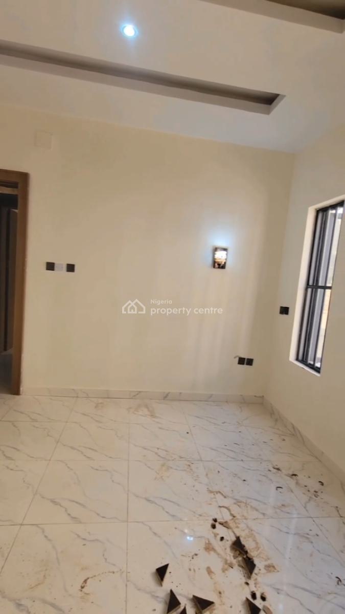 Cooperate  18 Units of 2 Bedrooms Apartment, Airport Road, Lugbe District, Abuja, Block of Flats for Rent