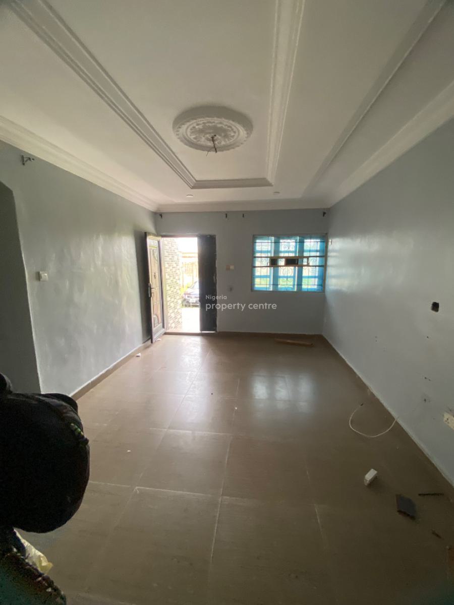Spacious 2 Bedrooms, Bayeku, Ikorodu, Lagos, Flat / Apartment for Rent