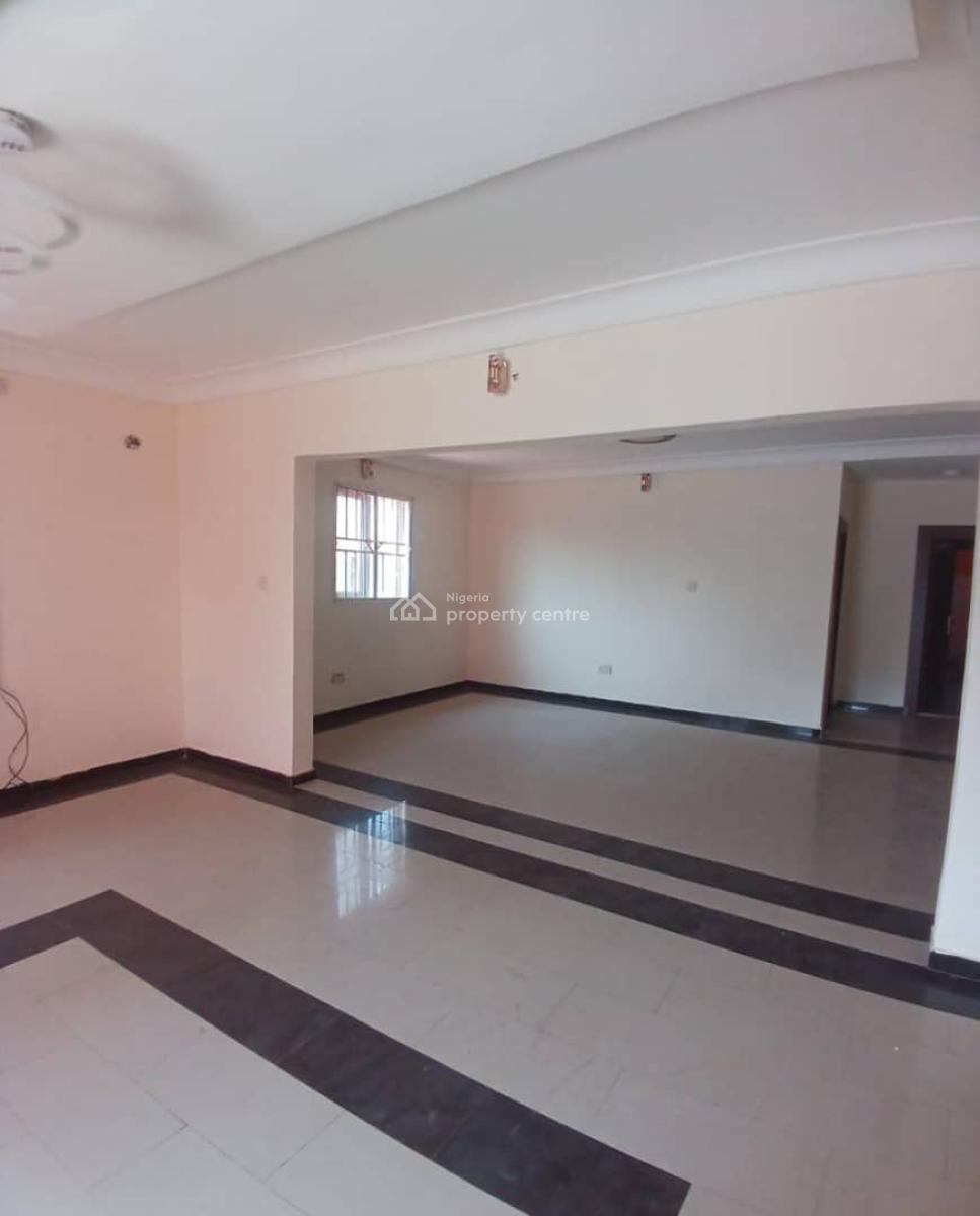 6 Rooms Office Building Directly Facing Major Road with a Hall, Facing Sango Eleyele Road, Eleyele, Ibadan, Oyo, Office Space for Sale