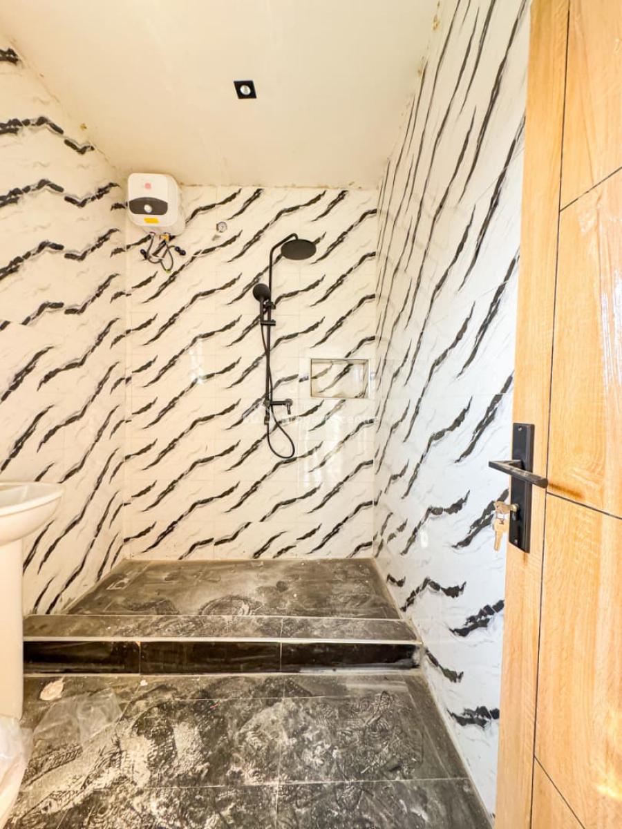 Brand New 2-bedroom, Yabatech Gra., Yaba, Lagos, Flat / Apartment for Rent