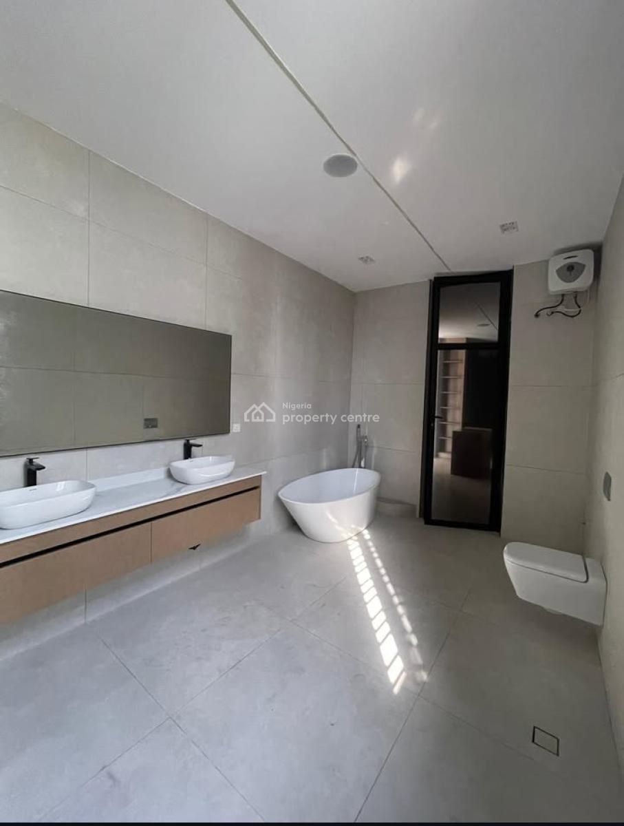 5 Bedroom Detached House, Lekki Phase 1, Lekki, Lagos, Detached Duplex for Sale