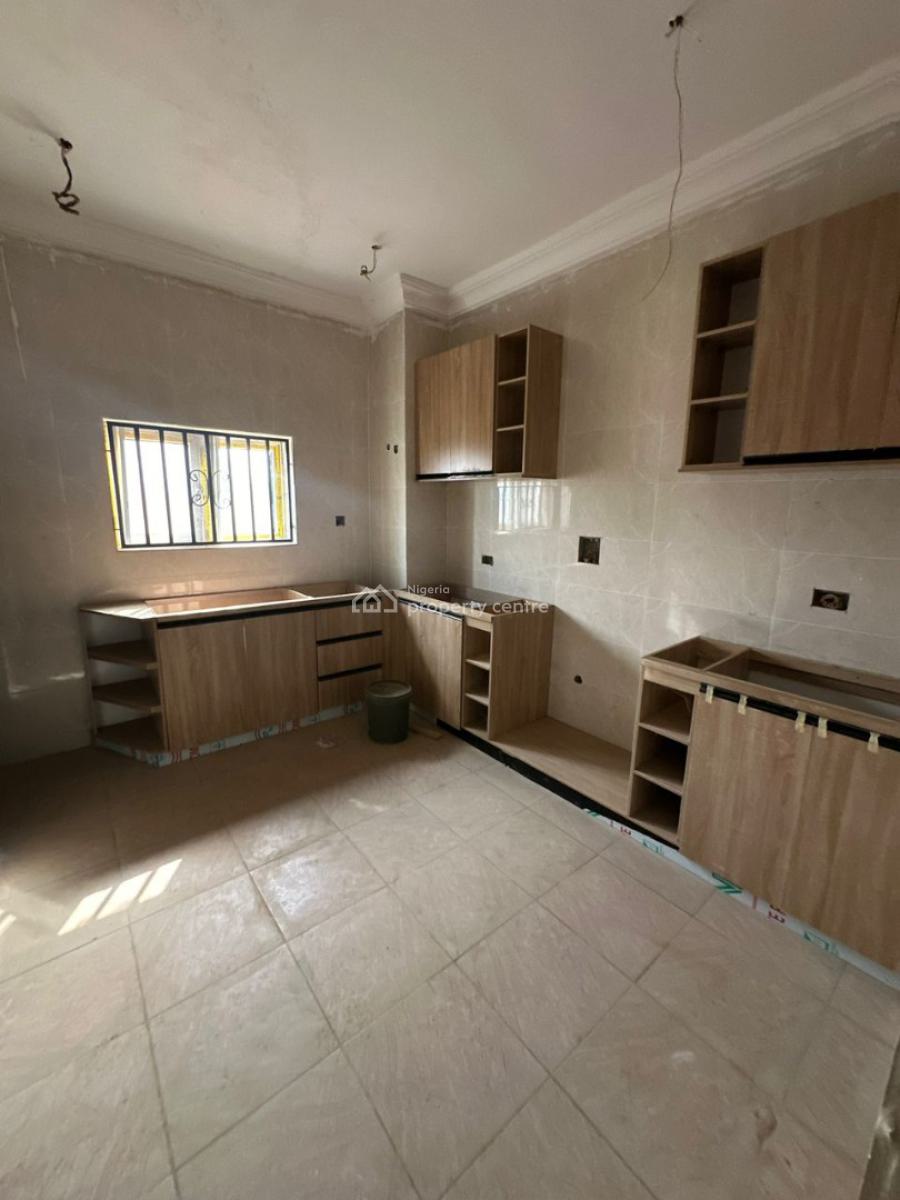New 3 Bedroom Spacious Apartment, Jahi, Abuja, Flat / Apartment for Sale