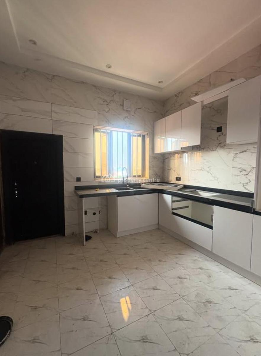 Luxury 3 Bedroom Apartment with Excellent Facility, Lekki Right, Lekki, Lagos, Flat / Apartment for Rent