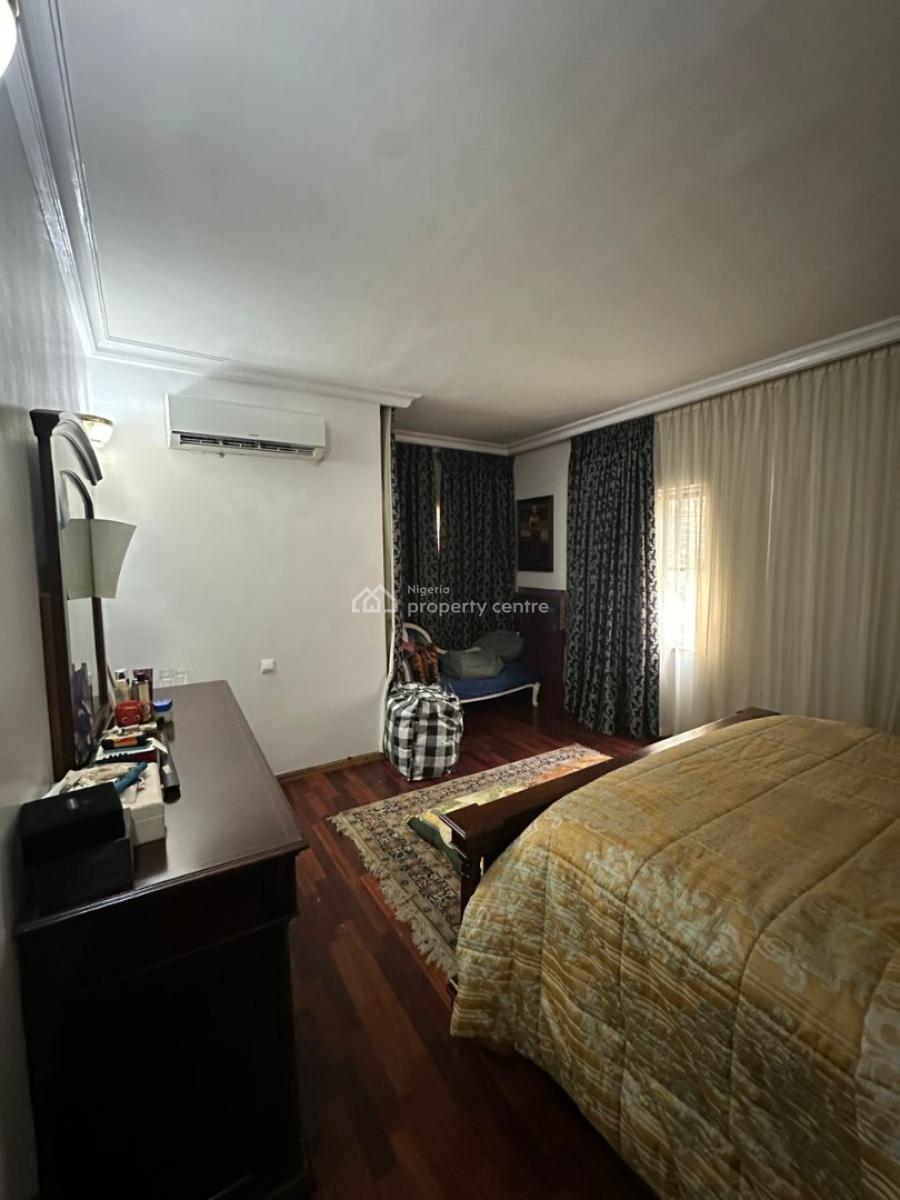 Spacious, Well-maintained 3-bedroom Fully Furnished Apartment with Bq, Ikoyi, Lagos, Flat / Apartment for Rent