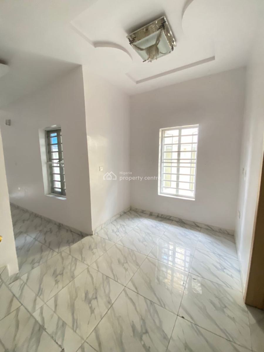 4 Bedroom Semidetached Duplex with Bq in an Estate, Osapa, Lekki, Lagos, Semi-detached Duplex for Rent