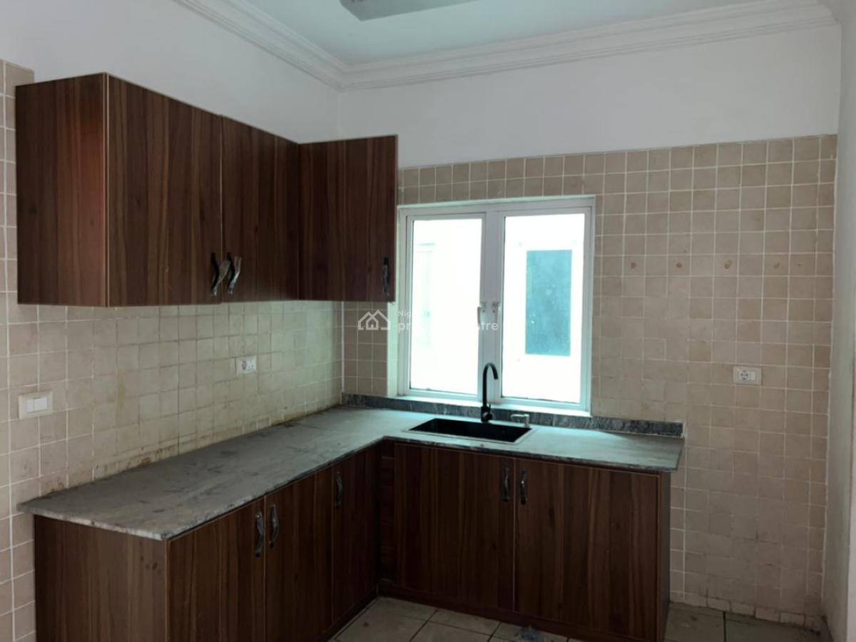 18 Units of 3 Bedrooms Apartments + Bq Each, Swimming Pool, Gen Etc, Victoria Island (vi), Lagos, Flat / Apartment for Rent