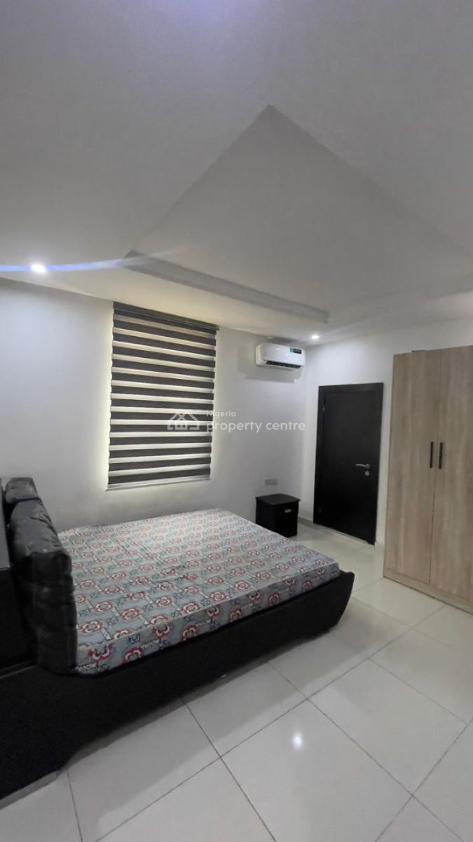 Well-maintained 3-bedroom Apartment with 2 Parking Spaces, Oniru, Victoria Island (vi), Lagos, Flat / Apartment for Rent