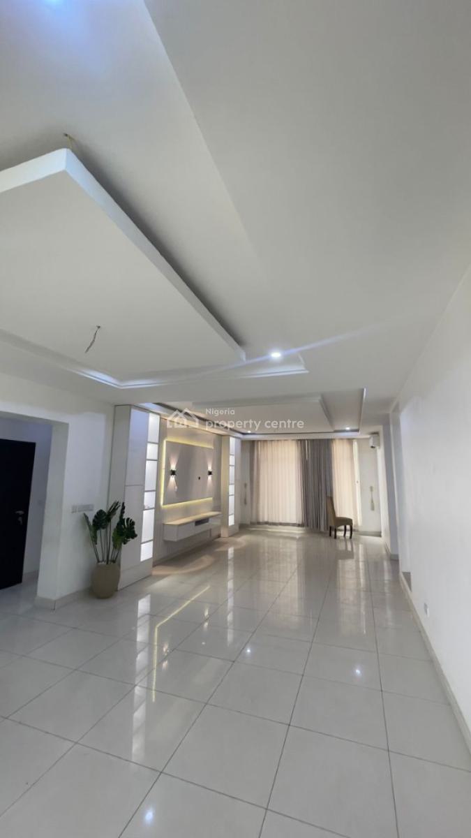 Well-maintained 3-bedroom Apartment with 2 Parking Spaces, Oniru, Victoria Island (vi), Lagos, Flat / Apartment for Rent