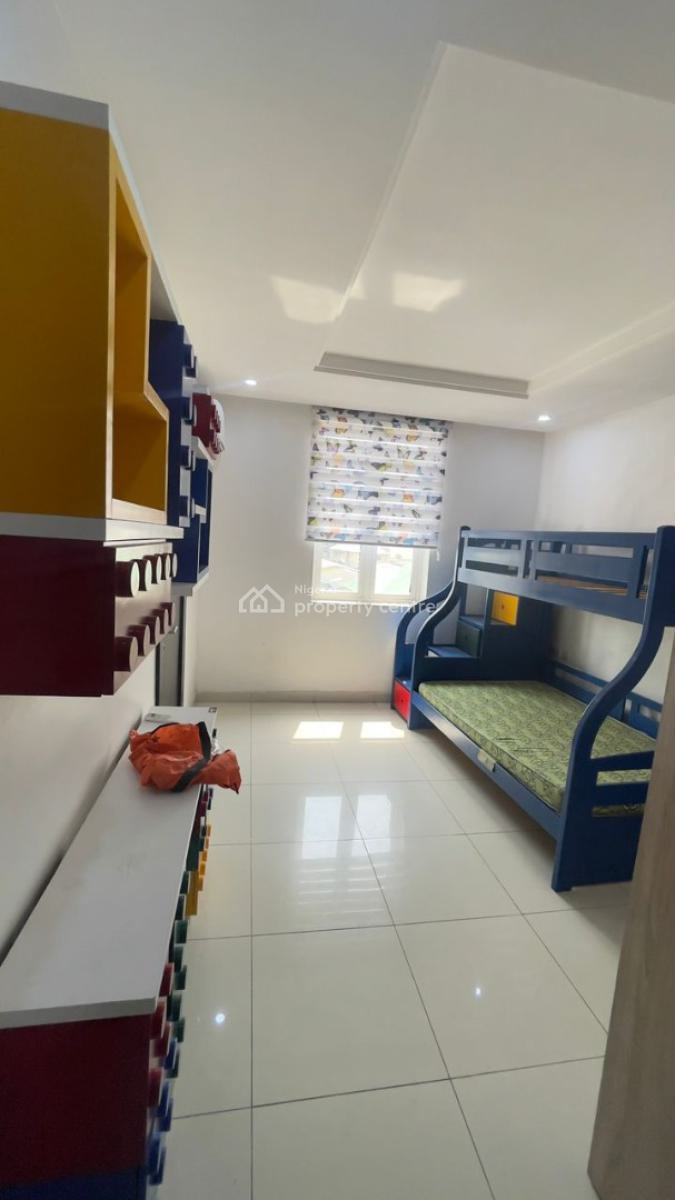 Well-maintained 3-bedroom Apartment with 2 Parking Spaces, Oniru, Victoria Island (vi), Lagos, Flat / Apartment for Rent