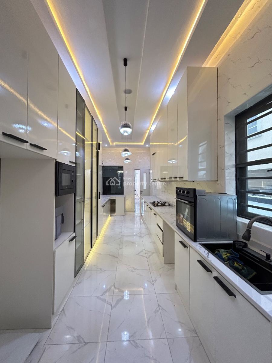 5 Bedroom Detached Duplex with Bq, Ikota, Lekki, Lagos, Detached Duplex for Sale