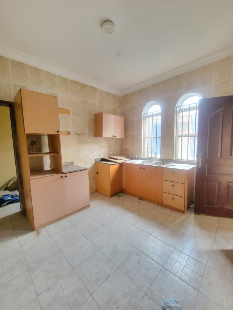 Sharp and Clean 3 Bedroom Apartment, Greenville Estate, Badore, Ajah, Lagos, Flat / Apartment for Rent