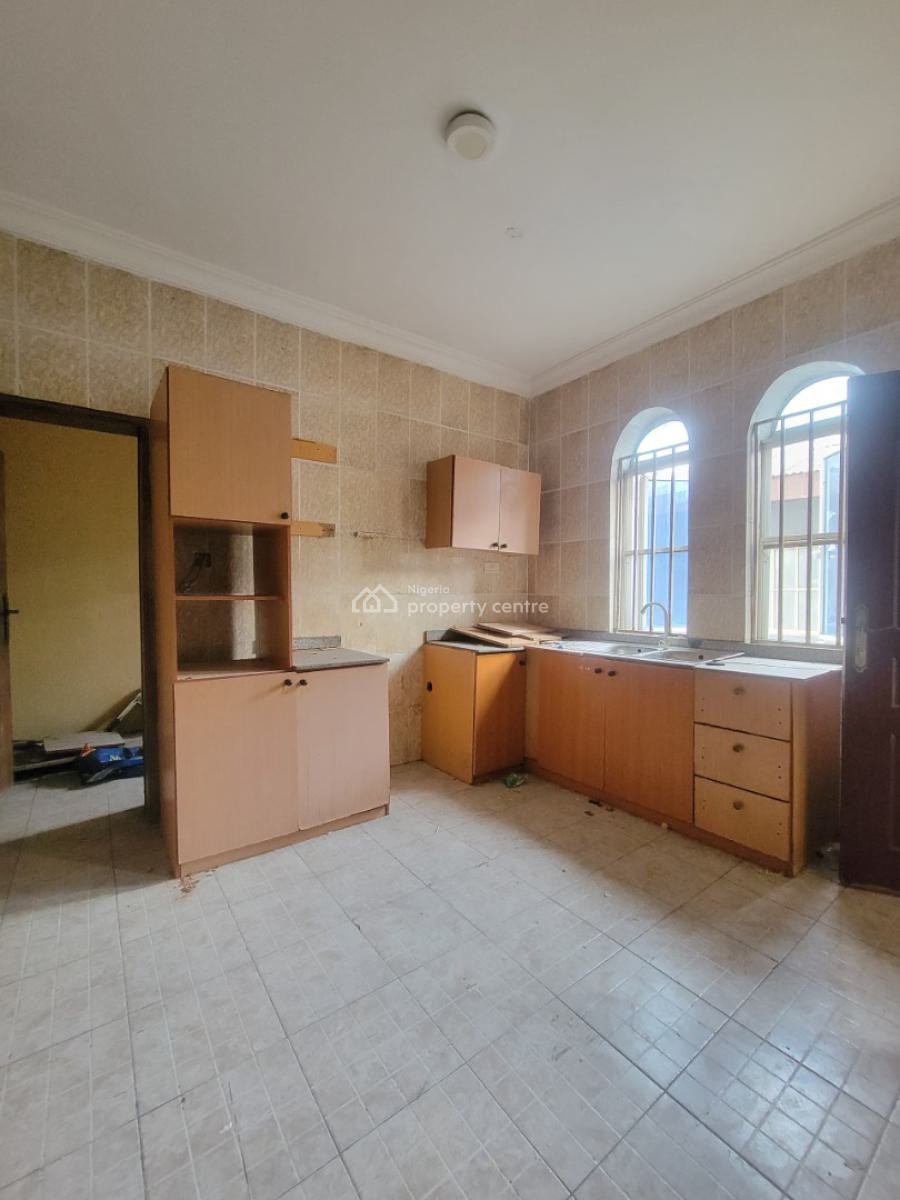 Sharp and Clean 3 Bedroom Apartment, Greenville Estate, Badore, Ajah, Lagos, Flat / Apartment for Rent