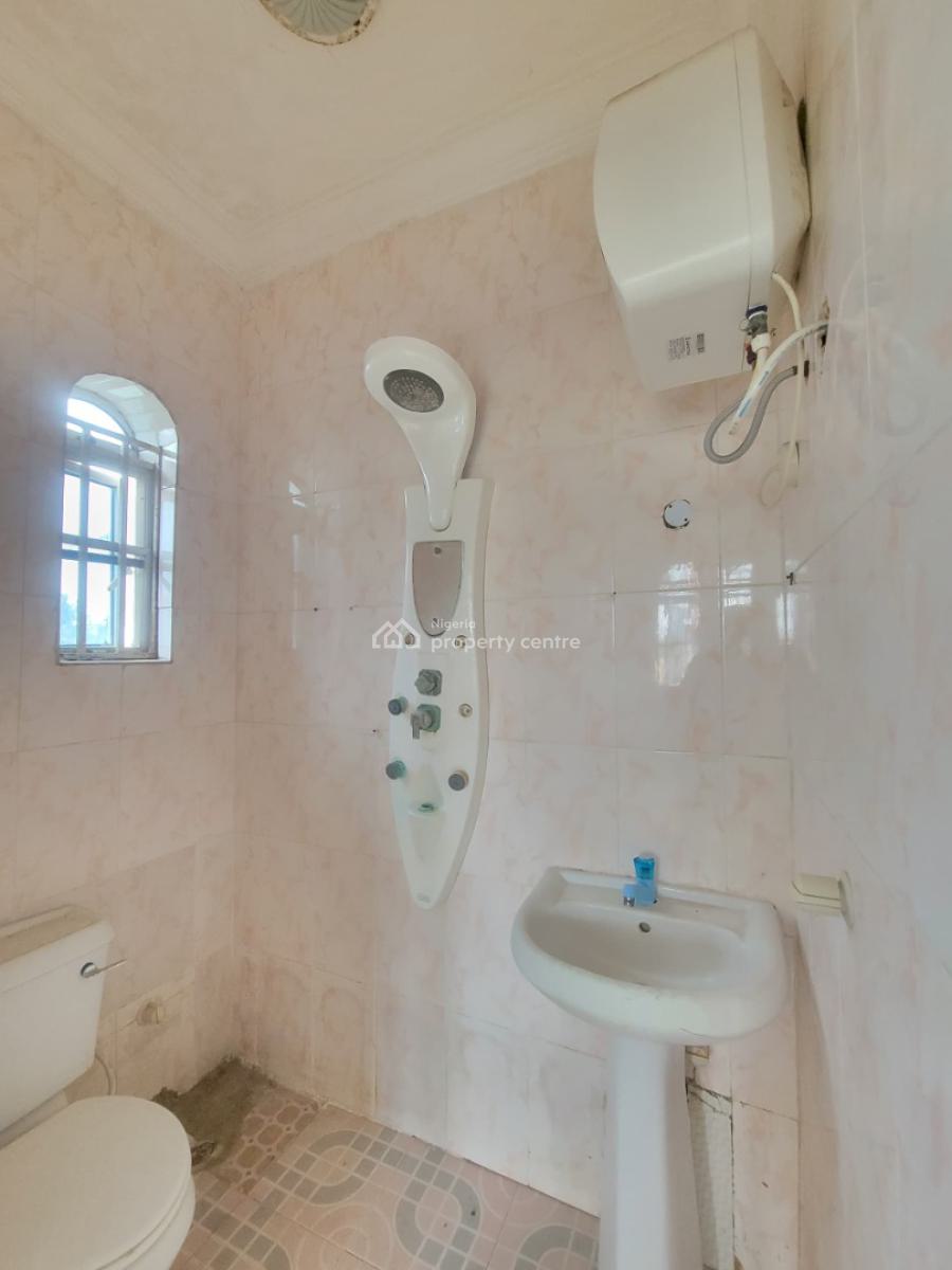 Sharp and Clean 3 Bedroom Apartment, Greenville Estate, Badore, Ajah, Lagos, Flat / Apartment for Rent