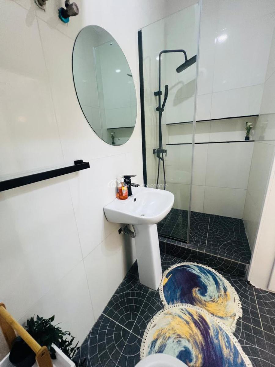 Fully Furnished 2-bedroom Flat with Bq, Lekki Phase 1, Lekki, Lagos, Flat / Apartment for Rent