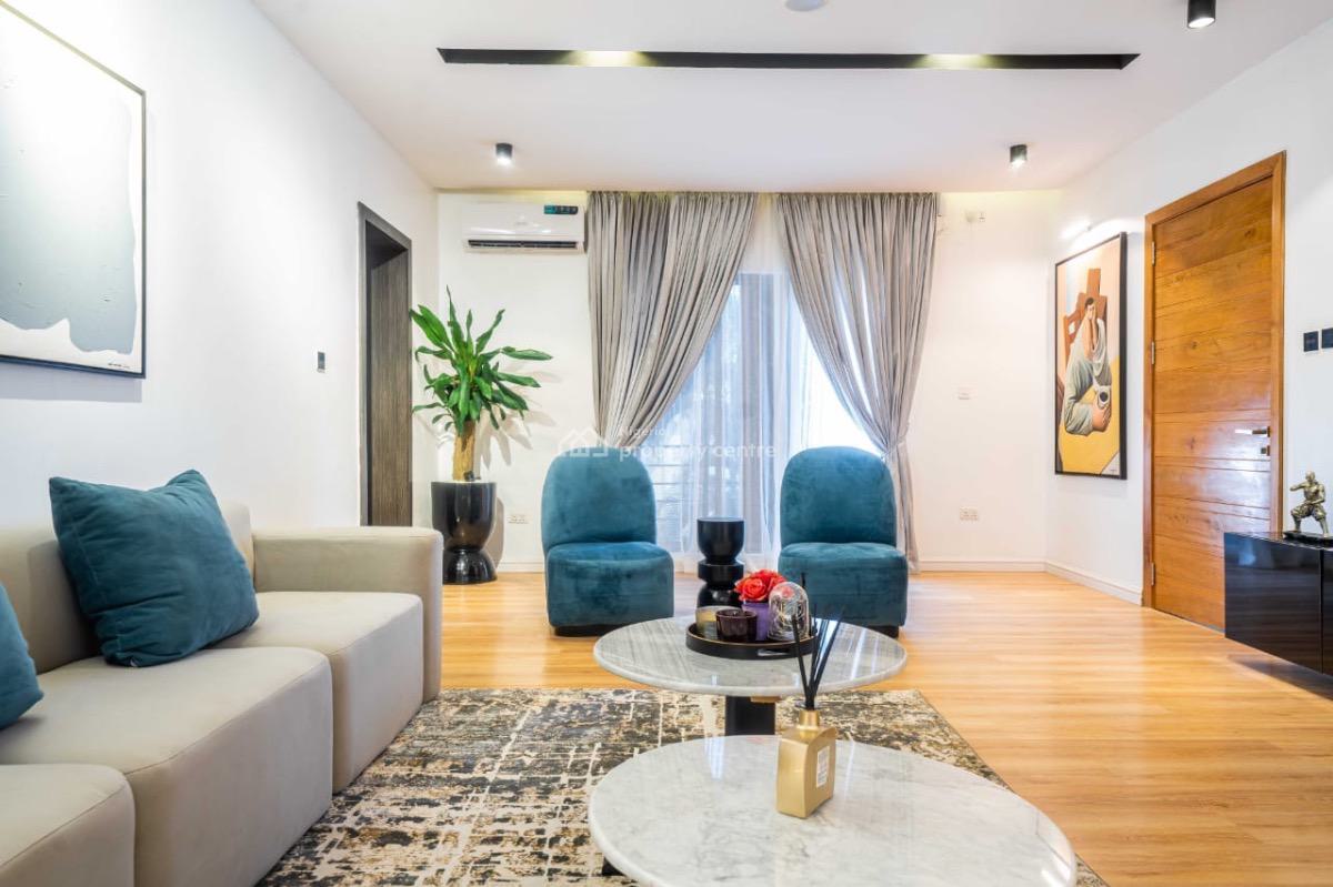 Aesthetically Pleasing 3 Bedroom Apartment, Lekki Phase 1, Lekki, Lagos, Flat / Apartment Short Let