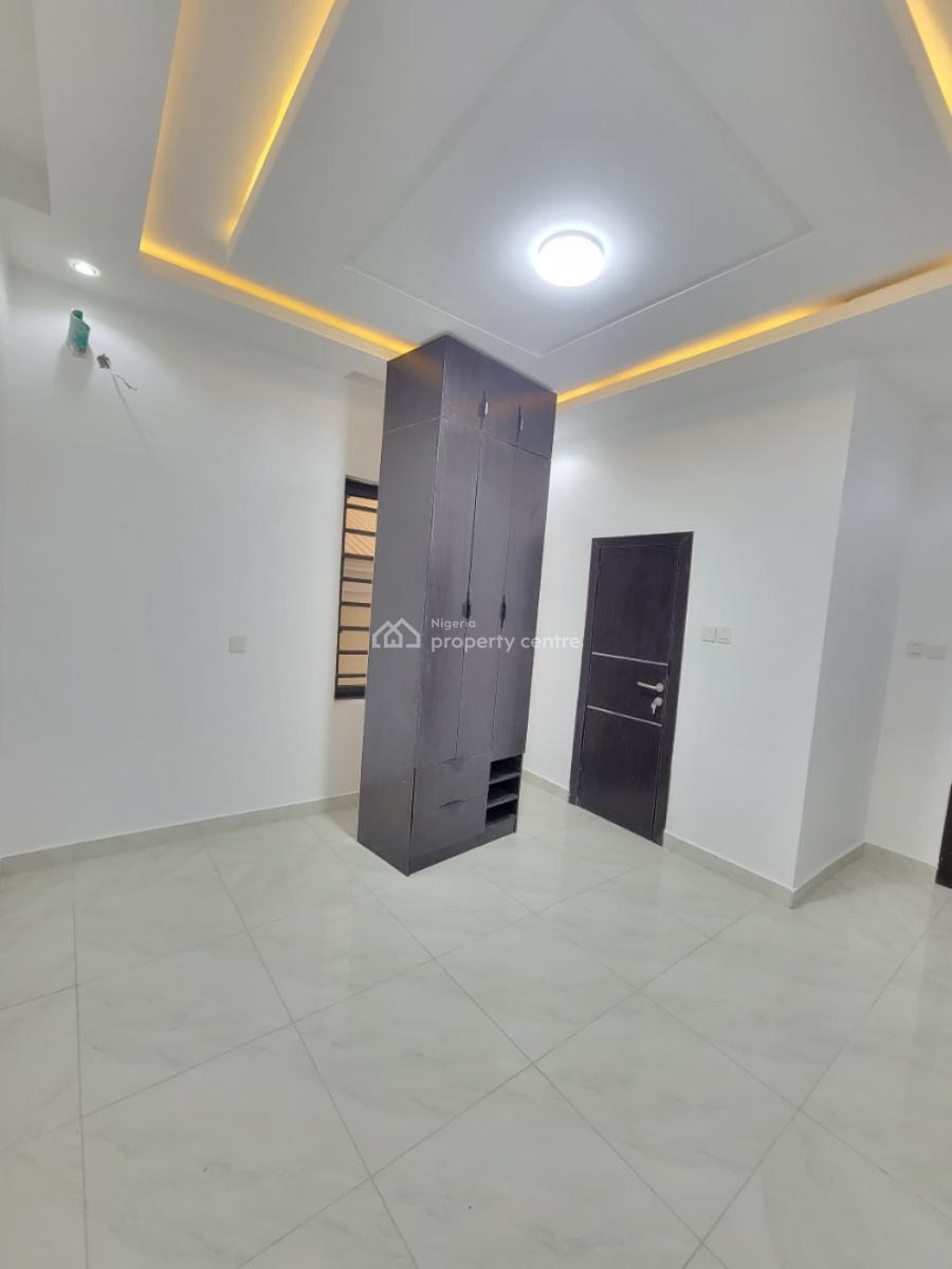 Luxurious 2bedroom Flat, Ajah, Lagos, Flat / Apartment for Sale