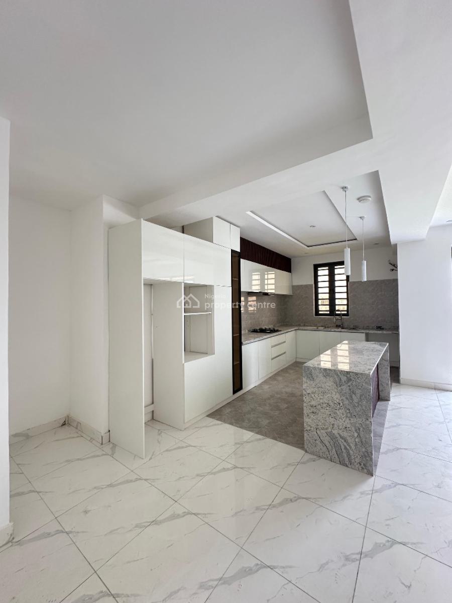 Lovely 2 Bedroom Apartment with Bq, Ikate, Lekki, Lagos, Block of Flats for Sale