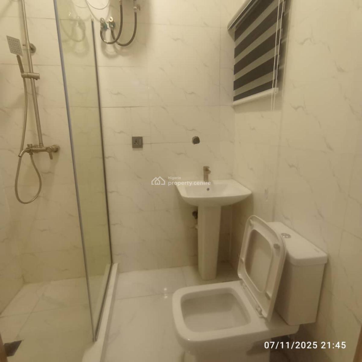 Luxury 3 Bedroom Apartment, Abijo, Lekki, Lagos, Flat / Apartment for Rent