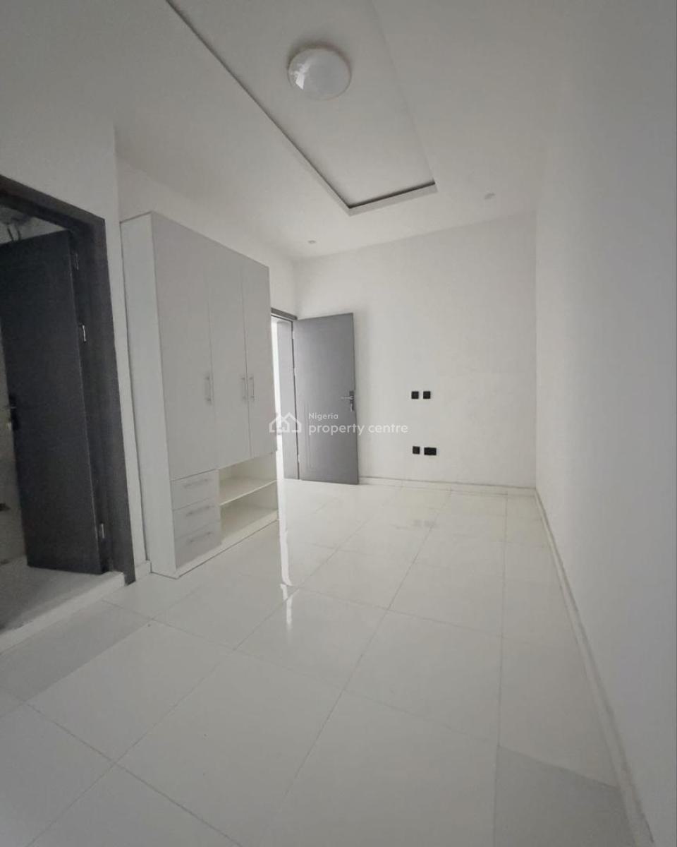 Exquisitely Built 3 Bedroom Apartment, Gra Phase 2, Magodo, Lagos, Flat / Apartment for Sale