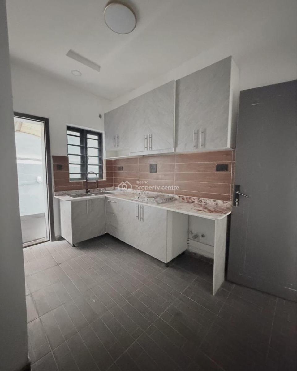 Exquisitely Built 3 Bedroom Apartment, Gra Phase 2, Magodo, Lagos, Flat / Apartment for Sale