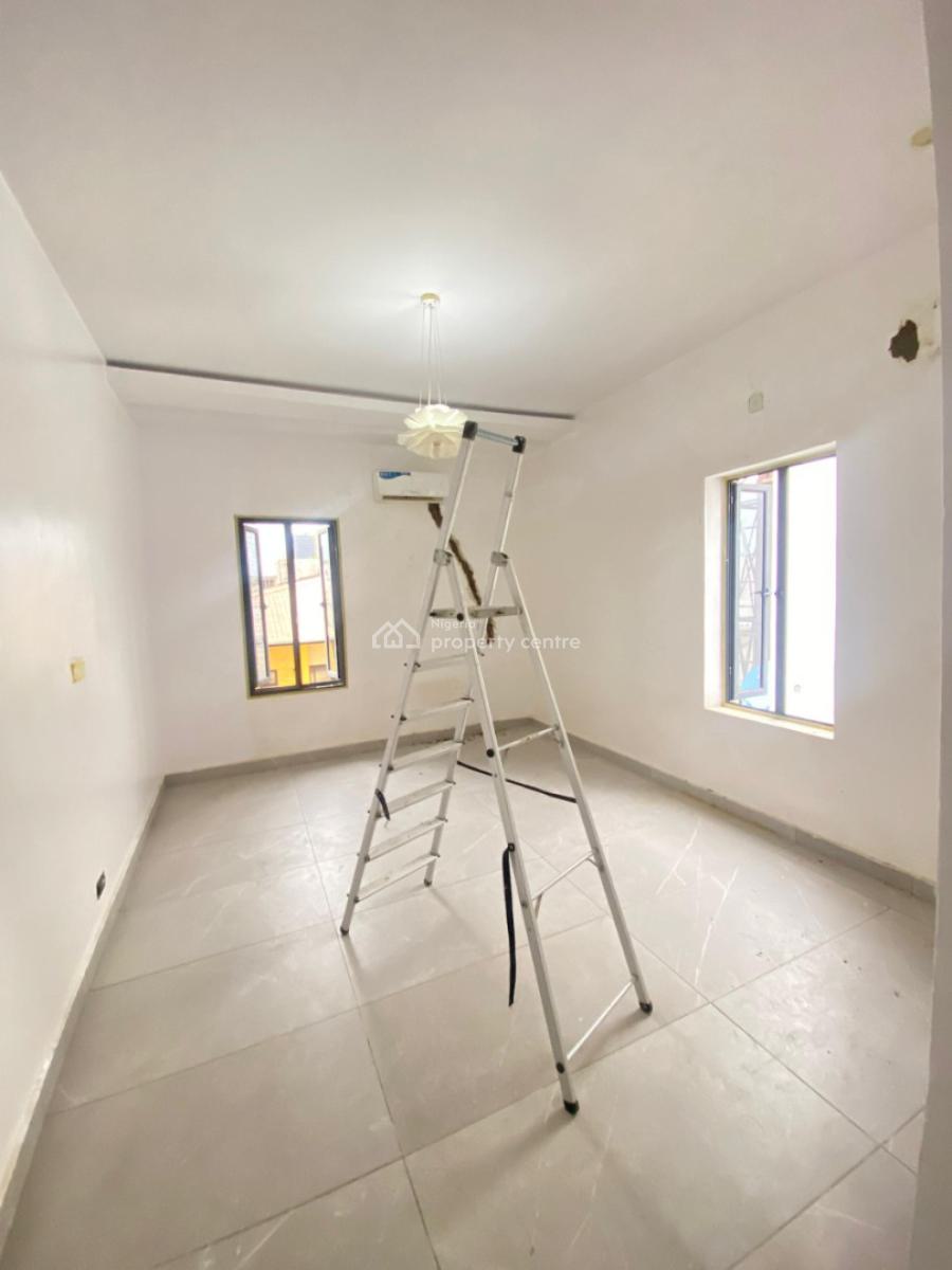 Ultra 5-bedroom Executive Mansion with 2 Room Bq,huge Compound & 24/7 Power, Off Admiralty, Lekki Phase 1, Lekki, Lagos, Detached Duplex for Rent