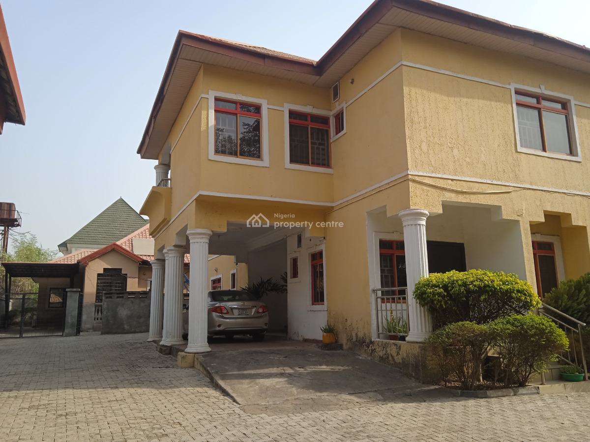 Detached Duplex in a Serene Area, Gwarinpa, Abuja, Detached Duplex for Sale
