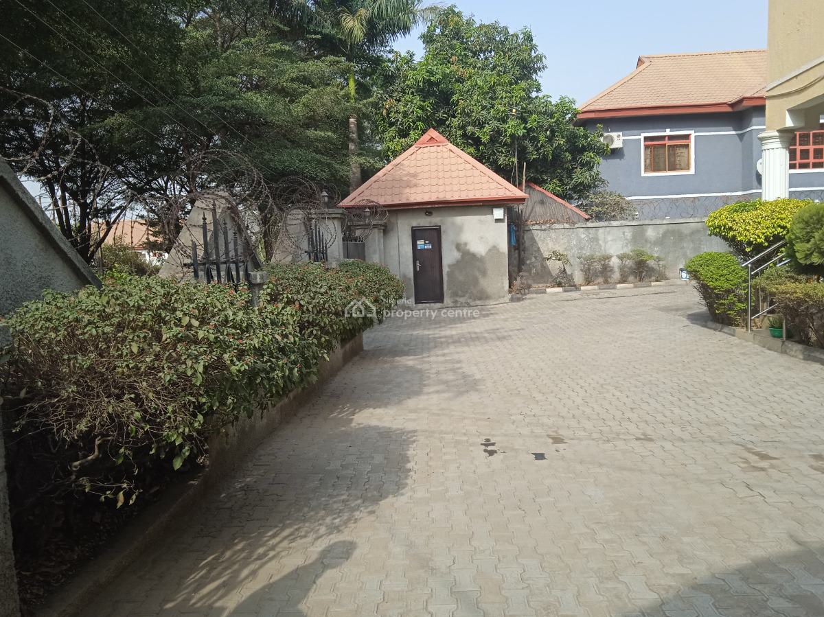 Detached Duplex in a Serene Area, Gwarinpa, Abuja, Detached Duplex for Sale