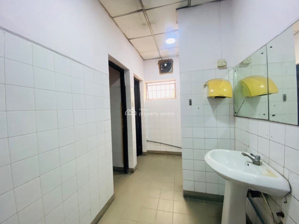 33 Sqm Professional Office Space, By Muri Okunola Park, Victoria Island (vi), Lagos, Office Space for Rent