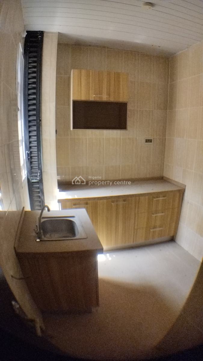 Two Bedroom Flat, Owode Ibeshe Housing (b. O. Benson Estate), Ibeshe, Ikorodu, Lagos, Flat / Apartment for Sale