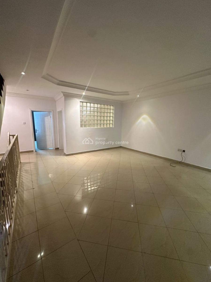Clean and Spacious 4-bedroom Townhouse with Bq, Ikoyi, Lagos, Flat / Apartment for Rent