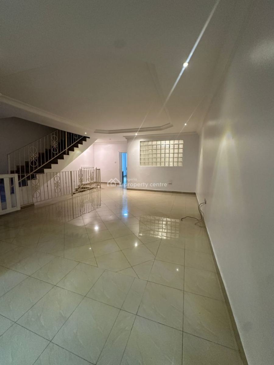 Clean and Spacious 4-bedroom Townhouse with Bq, Ikoyi, Lagos, Flat / Apartment for Rent