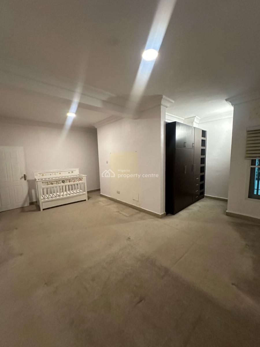 Clean and Spacious 4-bedroom Townhouse with Bq, Ikoyi, Lagos, Flat / Apartment for Rent