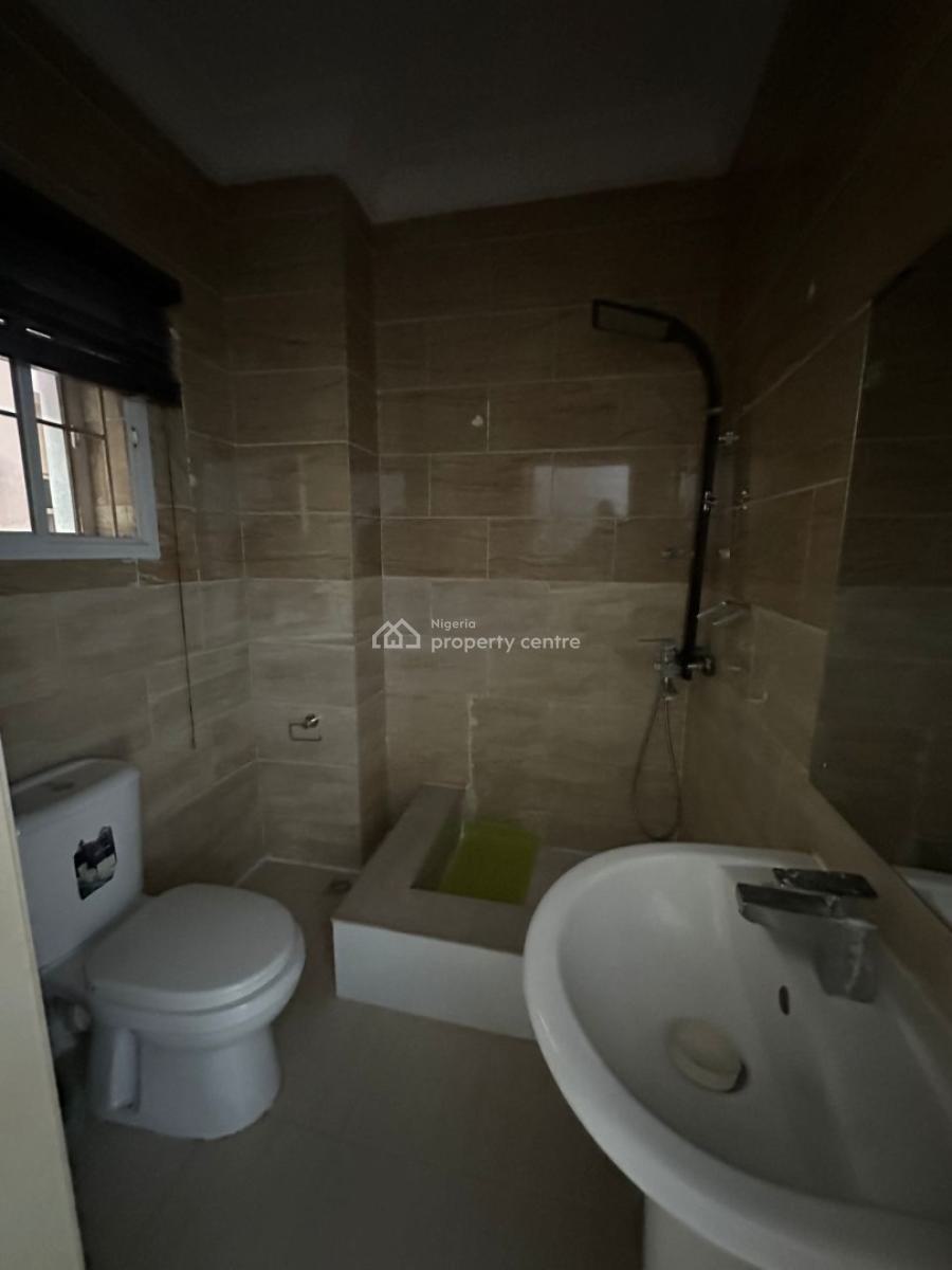 Clean and Spacious 4-bedroom Townhouse with Bq, Ikoyi, Lagos, Flat / Apartment for Rent