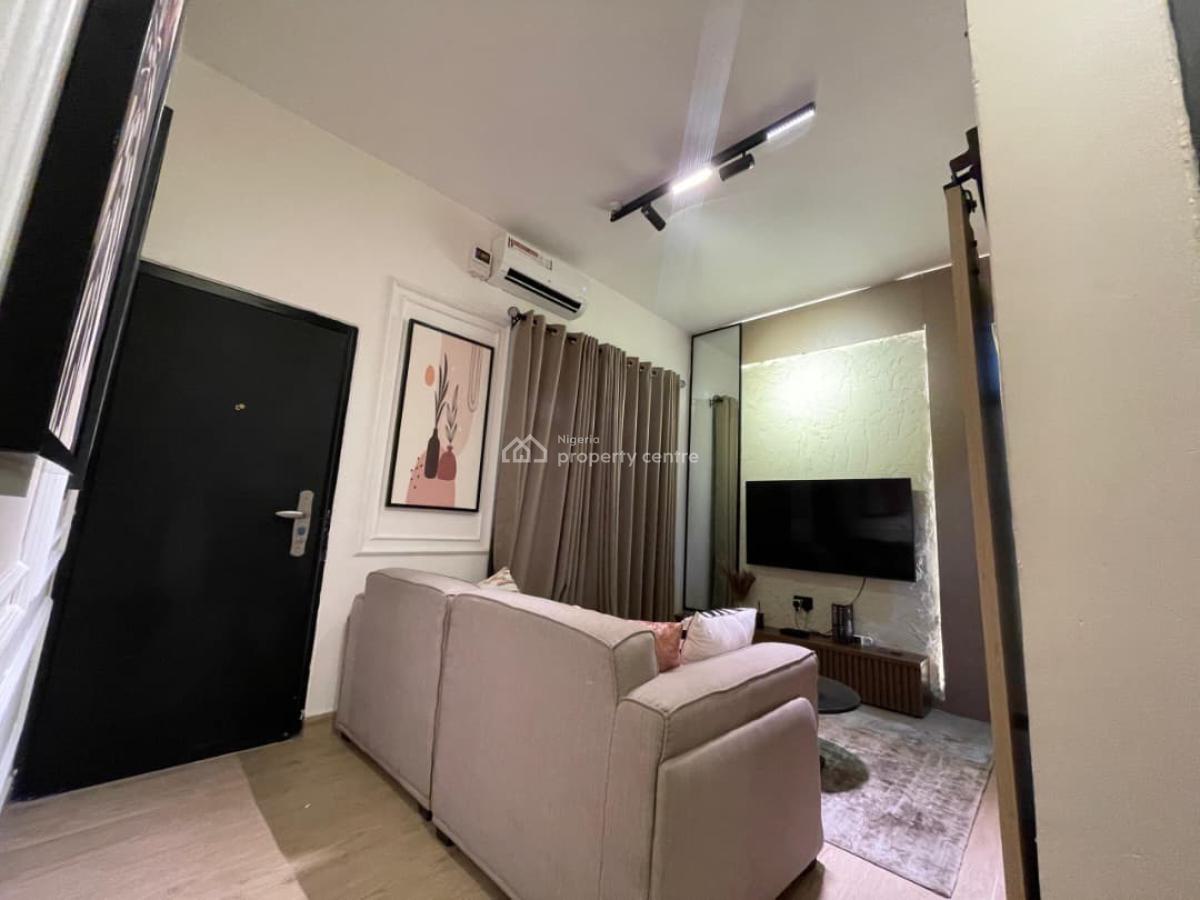 Lovely One Bedroom Apartment with Spacious Bedroom and Living Room, Lekki Phase 1, Lekki, Lagos, Mini Flat (room and Parlour) Short Let