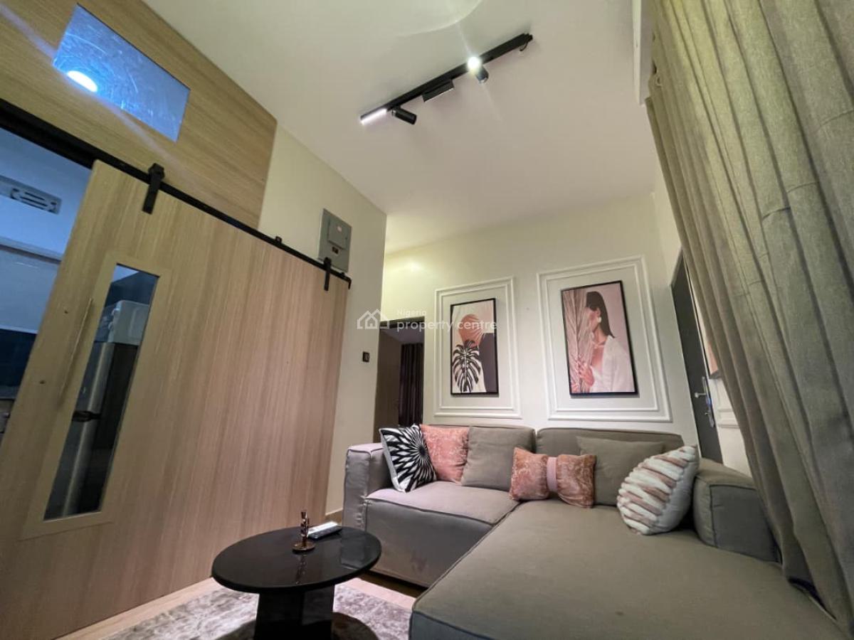 Lovely One Bedroom Apartment with Spacious Bedroom and Living Room, Lekki Phase 1, Lekki, Lagos, Mini Flat (room and Parlour) Short Let