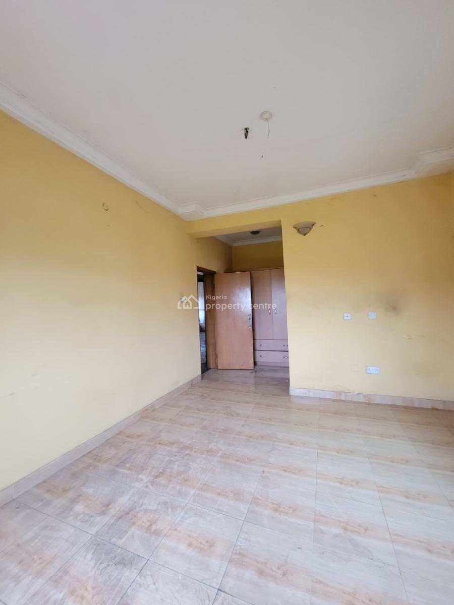 Spacious and Sharp 3 Bedroom Flat, Mobil Road, Ajah, Lagos, Flat / Apartment for Rent