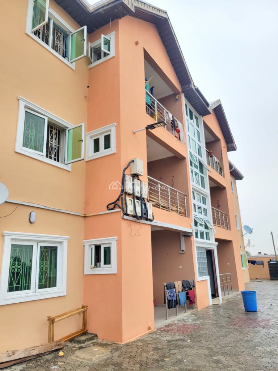 Spacious and Sharp 3 Bedroom Flat, Mobil Road, Ajah, Lagos, Flat / Apartment for Rent