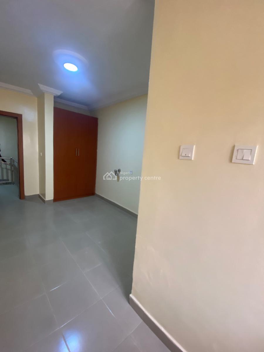 Luxury 3 Bedroom Terraced Duplex with a Bq, Lekki Phase 1, Lekki, Lagos, Terraced Duplex for Rent