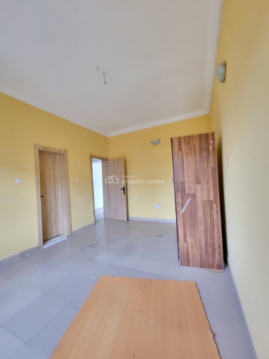 Standard and Spacious 3 Bedroom Apartment, Mobil Road, Ajah, Lagos, Flat / Apartment for Rent