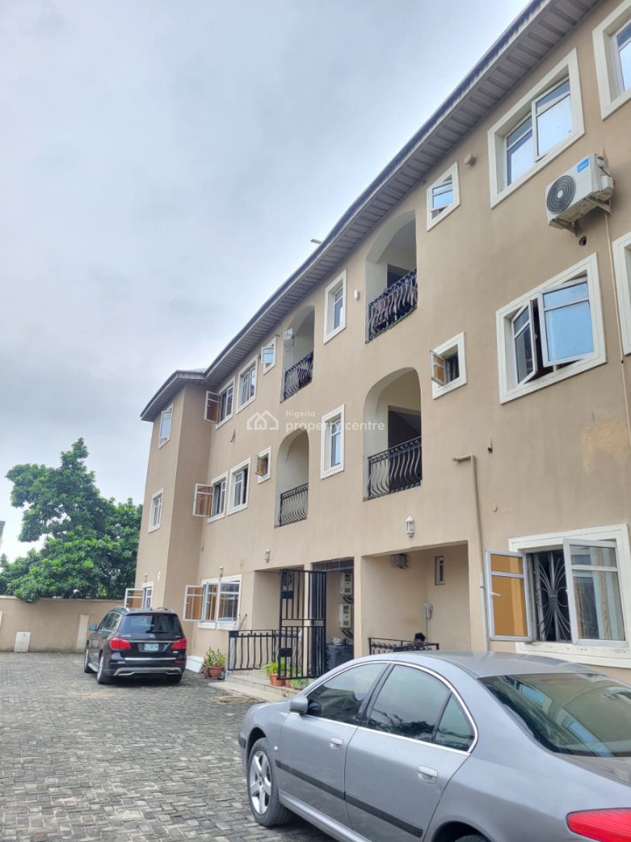 Standard and Spacious 3 Bedroom Apartment, Mobil Road, Ajah, Lagos, Flat / Apartment for Rent