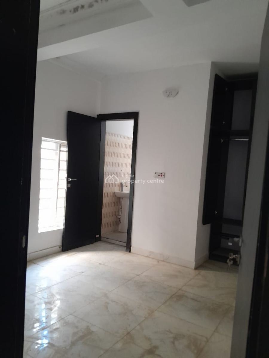 Block of 3 Units of 2 Bedrooms, 3units of Mniflats and 1unit of 3 Beds, Peace Estate 2, Sangotedo, Ajah, Lagos, Block of Flats for Sale