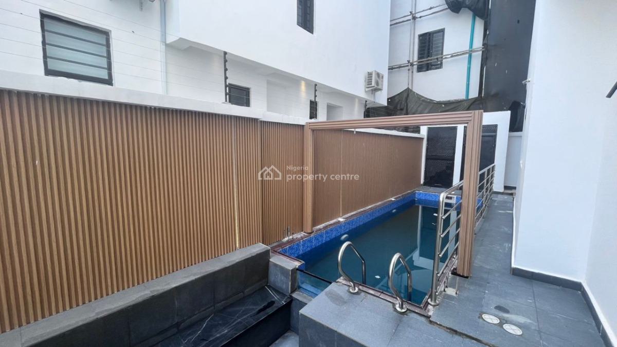 Massive 5-bedroom Terraced with Bq, Lekki Phase 1, Lekki, Lagos, Terraced Duplex for Sale