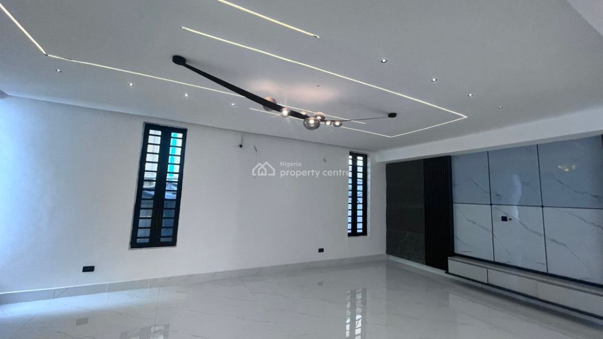 Massive 5-bedroom Terraced with Bq, Lekki Phase 1, Lekki, Lagos, Terraced Duplex for Sale