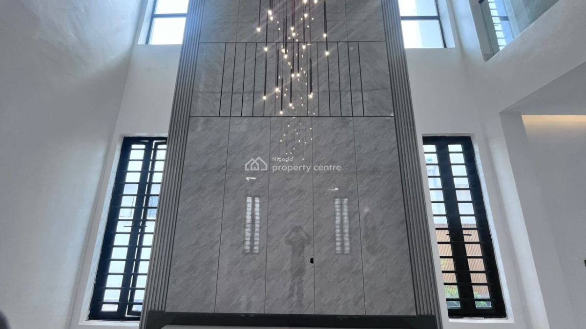 Massive 5-bedroom Terraced with Bq, Lekki Phase 1, Lekki, Lagos, Terraced Duplex for Sale