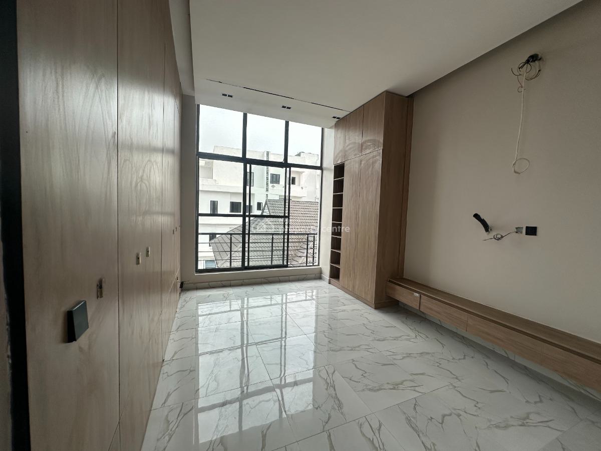 4-bedroom Apartment, Isujeh Street, Ikate, Lekki, Lagos, Flat / Apartment for Sale