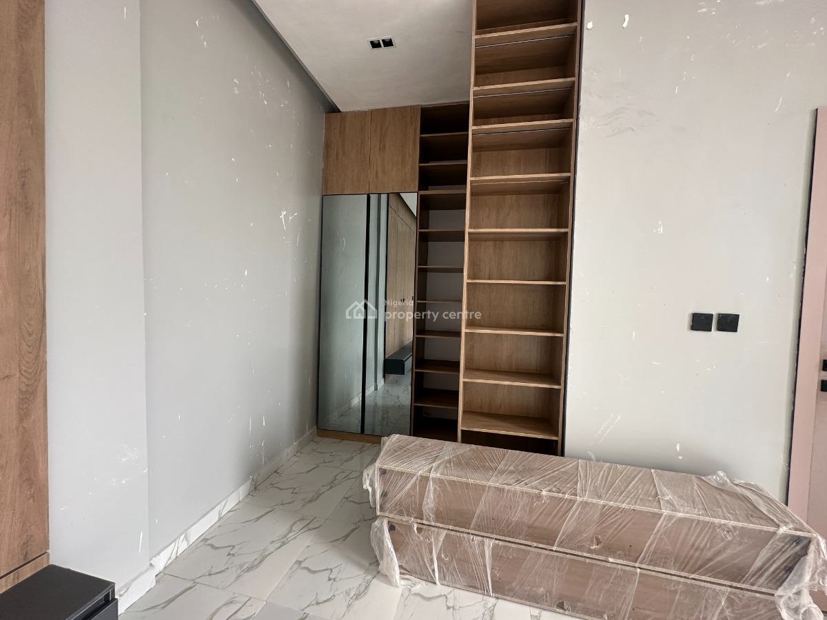 4-bedroom Apartment, Isujeh Street, Ikate, Lekki, Lagos, Flat / Apartment for Sale