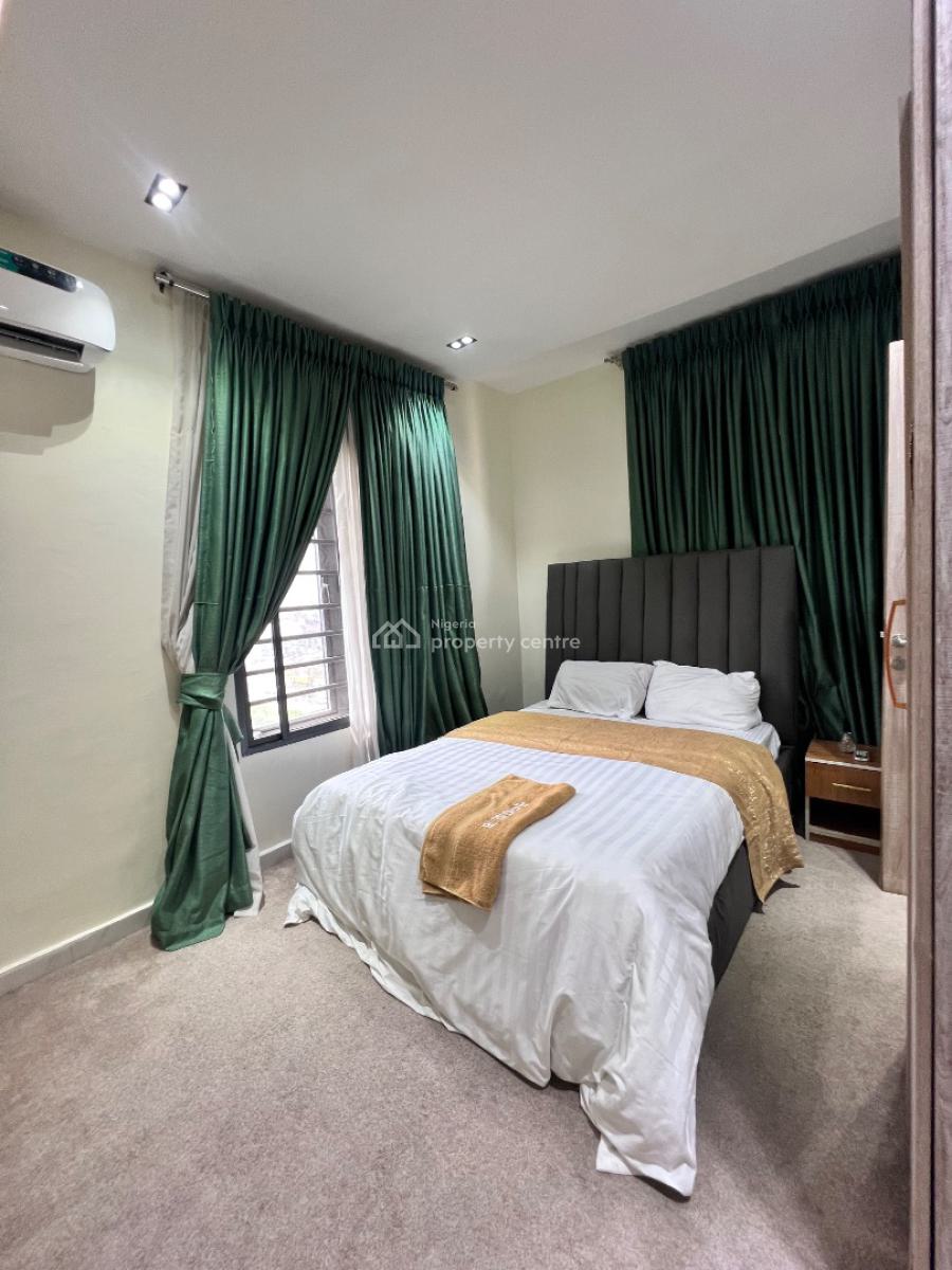 4 Bedroom Maisonette (pent-floor), Lekki Right, Lekki, Lagos, Flat / Apartment for Rent