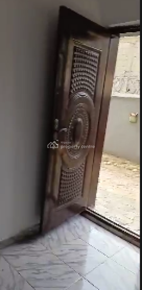 Renovated Mini Flat, Borrow Pit, Sangotedo, Ajah, Lagos, Flat / Apartment for Rent